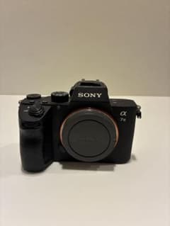 SONY α7 III シャッター回数8406回 - メルカリ