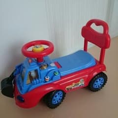 子供用 足こぎ車 手押し車(値下げしました。)のサムネイル