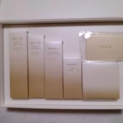 アクニー スキンケア5点セット アクニーマスターパック AKN/R - メルカリ