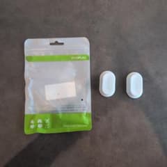 【未使用】磁気 リモコンホルダー 2個セット 壁掛け マグネット 穴あけ不要 白のサムネイル