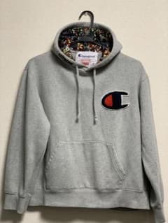限定価格！supreme×チャンピオン コラボ 限定 パーカーのサムネイル