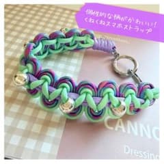 パープルが個性的で可愛い！スマホハンドストラップ*パラコードストラップのサムネイル