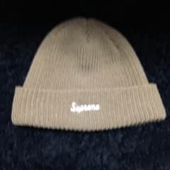 supremeニット帽のサムネイル