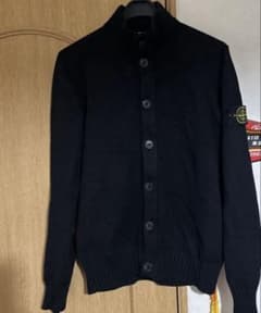 もかとくん様専用　STONE ISLAND ブラックニットカーディガン Mサイズのサムネイル