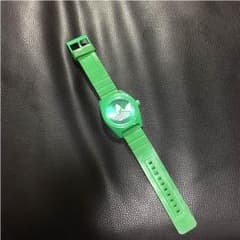 アディダスのサムネイル