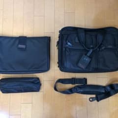 TUMI エクスパンダブル・オーガナイザー・コンピュータ・ブリーフのサムネイル
