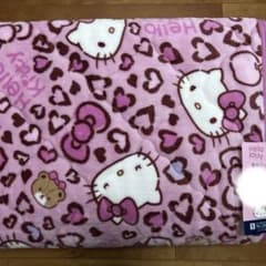 新品 ハローキティ 敷きパッド ピンク ヒョウ柄 あったか シングル