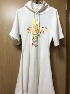 ジュエティ　パーカーワンピースのサムネイル