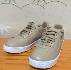 NIKE AIR FORCE1 新品未使用品 値下げ中のサムネイル