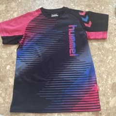 ヒュンメル　黒Tシャツのサムネイル