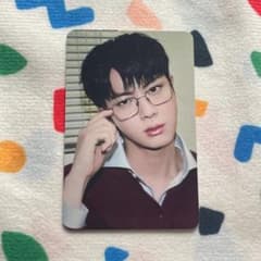 BTS ジン トレカ ② JIN HAPPY Walmart US ソロアルバム