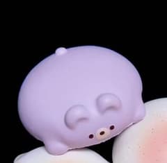 メル52260さん専用　海外スクイーズ　紫色のクマちゃん　ストレス解消おもちゃのサムネイル