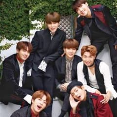 おまめさん 専用   BTS  LOVE 写真集のサムネイル