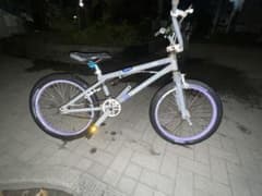 即乗り　GT bikes est74 20インチ bmx 横浜発 即乗り GT bikes est74 20インチ bmx 横浜発 - メルカリ