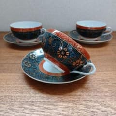 九谷 復刻 青粒 透かし絵 芸者 カップ&ソーサー3客 年代物 紅茶