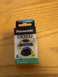 【新品】Panasonic CR2032 リチウム電池 4個入のサムネイル
