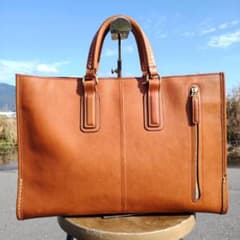 ✨定価143,000円✨土屋鞄 ウルバーノ シティートート ブラウン - メルカリ