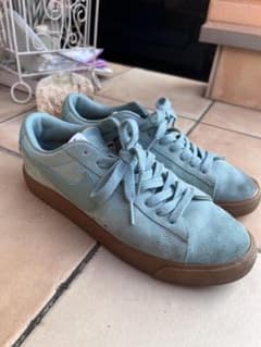 Nike supreme  スニーカー　ブレーザー　lowのサムネイル