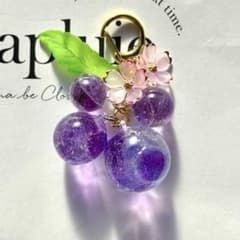 レジンキーホルダー 琥珀糖玉 パープルピンク ハンドメイド - メルカリ