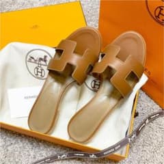 エルメス　オアジス　35 1/2 約22.5センチのサムネイル