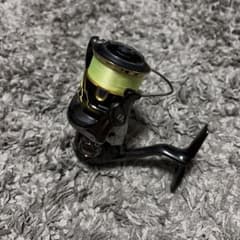 SHIMANO TWIN POWER C2000S スピニングリールのサムネイル