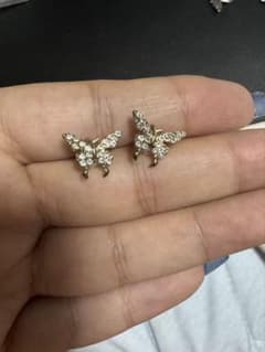 バタフライモチーフ ピアス ゴールドカラーのサムネイル