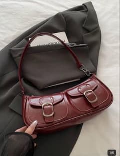 バックル付き ハンドバッグ ボルドーのサムネイル
