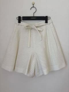 ⭐rene　ルネ　ツイード　キュロット　ショートパンツ Rene キュロット ショートパンツ 34 アイボリー 美品 リボン - メルカリ