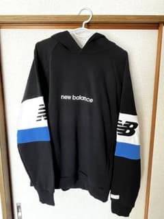 NEW BALANCE パーカー　Mサイズのサムネイル