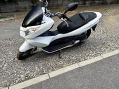 PCX125 JF28 日本仕様車　ジャンク品のサムネイル