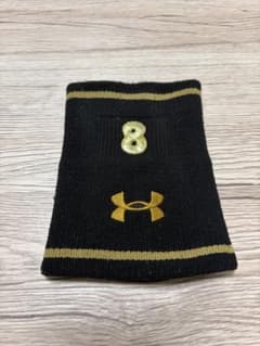 UNDER ARMOUR リストバンド ブラック ゴールド 野球のサムネイル
