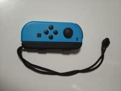 Nintendo Switch Joy-Con ブルー ストラップ付きのサムネイル