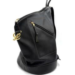 【良品✨】LOEWE ロエベ　リュック　アントン　アナグラム　ポーチ付き　革　黒 良品✨】LOEWE ロエベ リュック アントン アナグラム ポーチ付き 革 黒