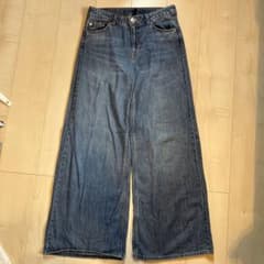 H&M DIVIDED ワイドデニムパンツ サイズ34のサムネイル