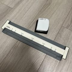 穴あけパンチのサムネイル