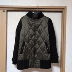 オリーブグリーンと黒のジャケットのサムネイル