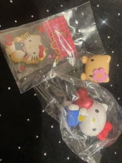 ハローキティ　ガチャガチャのサムネイル