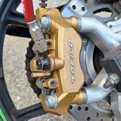 ZX10R/6R系フロントキャリパー TOKIKO 108ｍｍピッチ/ラジアルのサムネイル