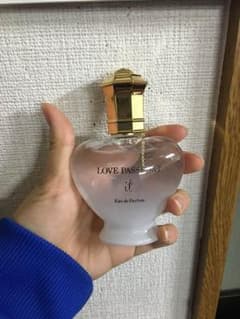 ラブパスポート 香水 箱なしのサムネイル