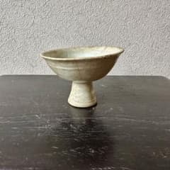 杯台■李朝後期 祭器壷 中国古玩 貫入青磁 馬上杯 酒杯台 時代物 骨董■ 馬上杯 李朝 青磁 箱付き 盃 骨董品 - メルカリ
