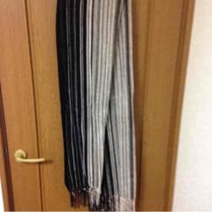ロングマフラーのサムネイル