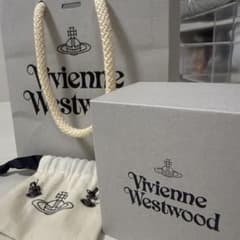 Vivienne Westwood オーブ ピアス ガンメタルのサムネイル