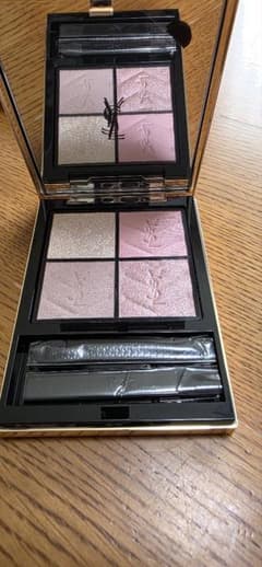 YSL クチュール ミニ クラッチ 410 アイシャドウのサムネイル