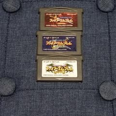 たまご(M)様専用　ファイアーエムブレム　封印の剣　烈火の剣　聖魔の光石　セットのサムネイル