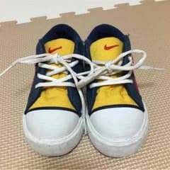 NIKE♡カラースニーカー 15cmのサムネイル