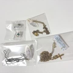 ネックレス＆ピアス　4点セットのサムネイル