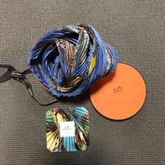 森下様 専用  エルメスプリーツスカーフのサムネイル