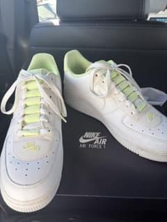 NIKE AIR FORCE 1 '07 LV8 3 スニーカーのサムネイル