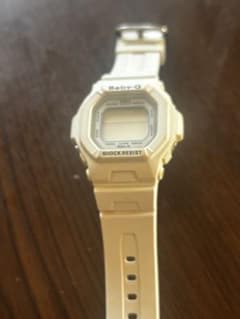 Baby-G ホワイト 腕時計 SHOCK RESISTのサムネイル
