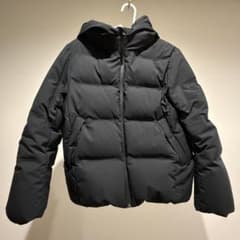 【美品】シームレスダウンパーカ　UNIQLOのサムネイル
